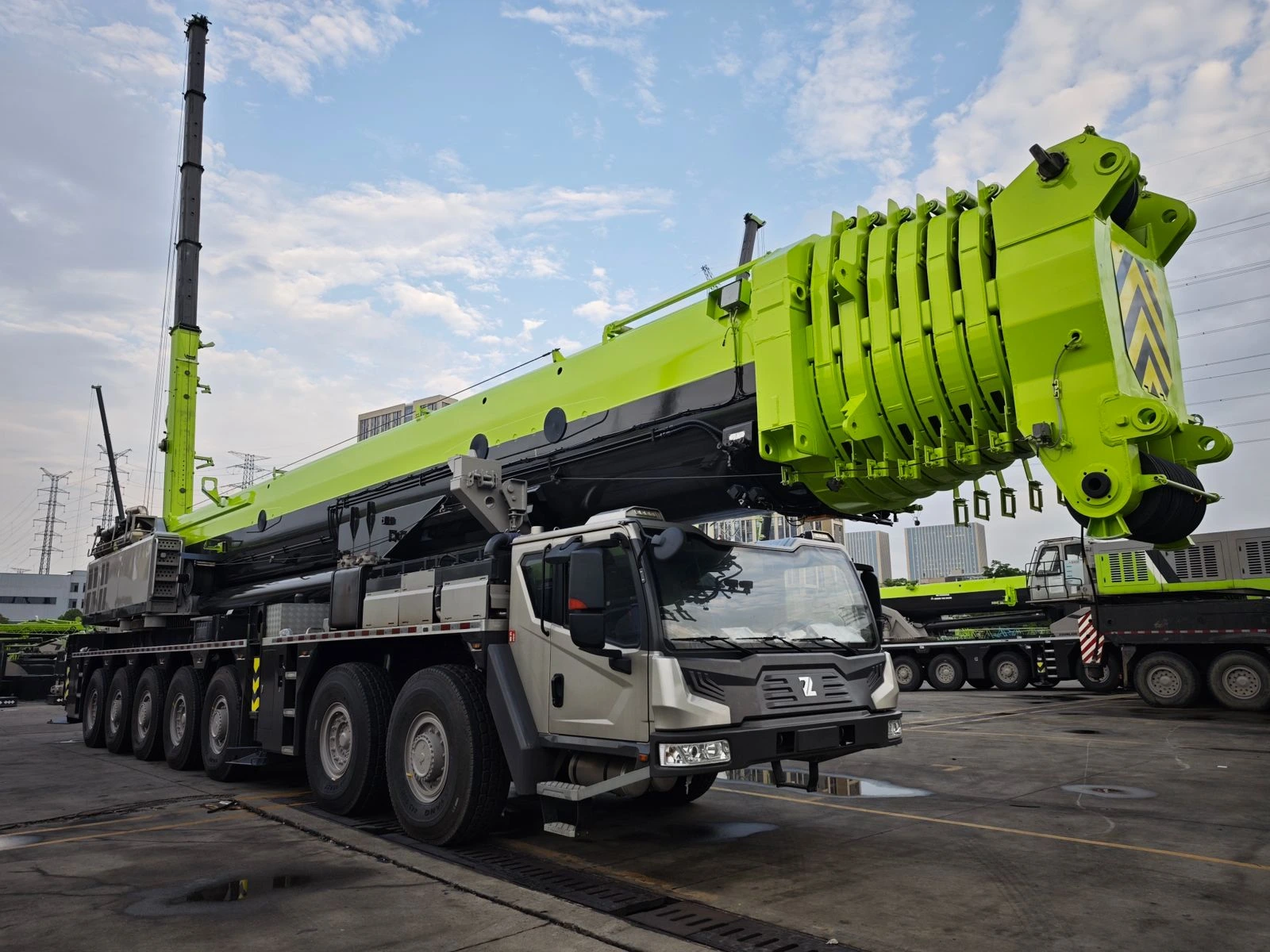 Guindaste 700 TON para locação
